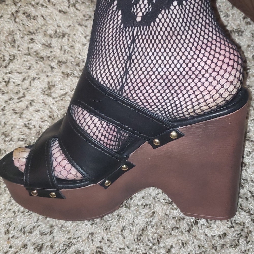PLATFORM WEDGES SIZE 12M